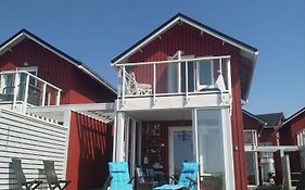 Ranta-Sumpun Helmi 10 Beach House With Sauna